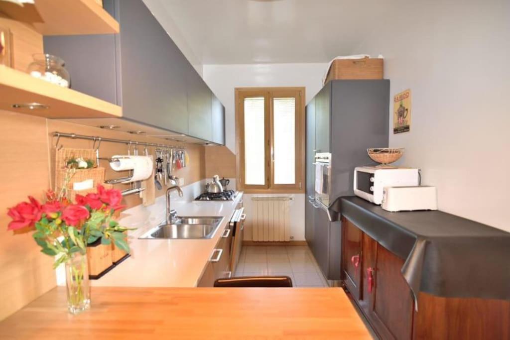 Savorgnan Tricamere Con Terrazza Venecia Exterior foto